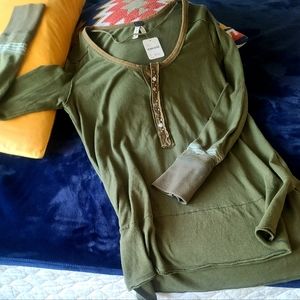 FREE PEOPLE VINTAGE STUDDED LONG HENLEY NWT